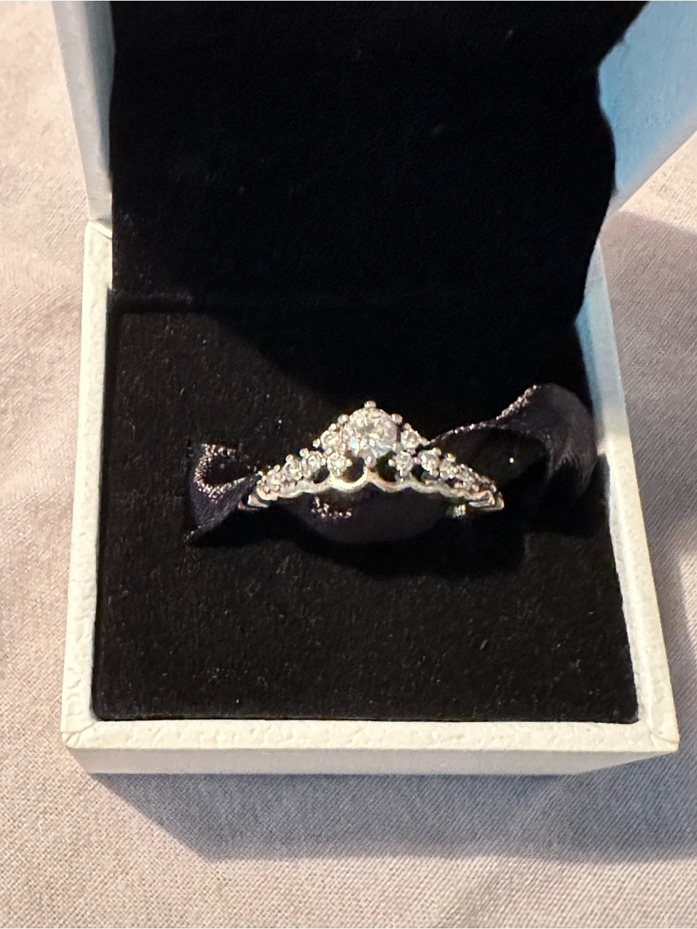 Pandora Swarovski Crown ring 925